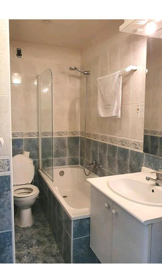 Appartement avec piscine, 100m plage et hypercentre Cabourg Extérieur photo